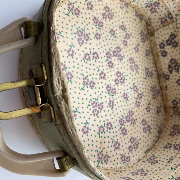 Romper Room Child's Suitcase Green and white - Picture 12 of 15